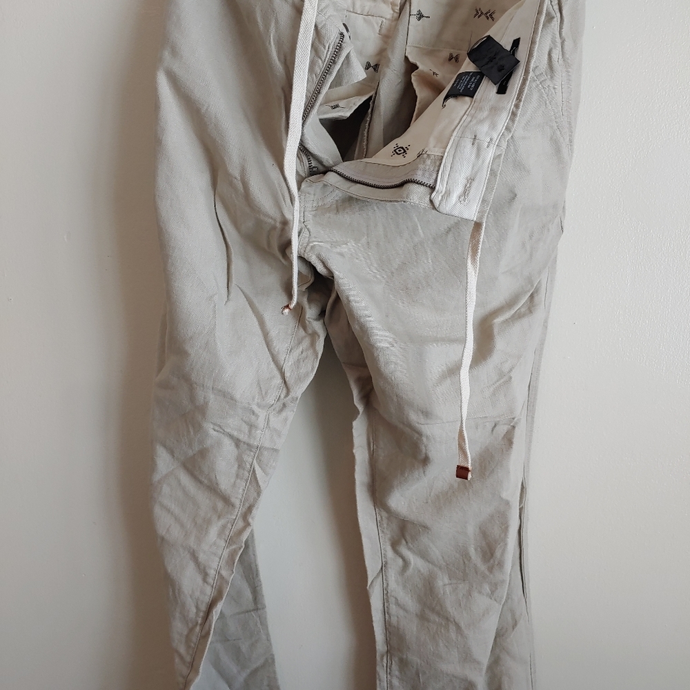 Pant - Picture 1 of 6